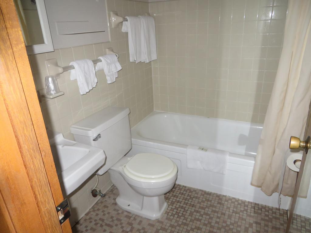 2Nd Street Inn & Suites Rochester Camera foto