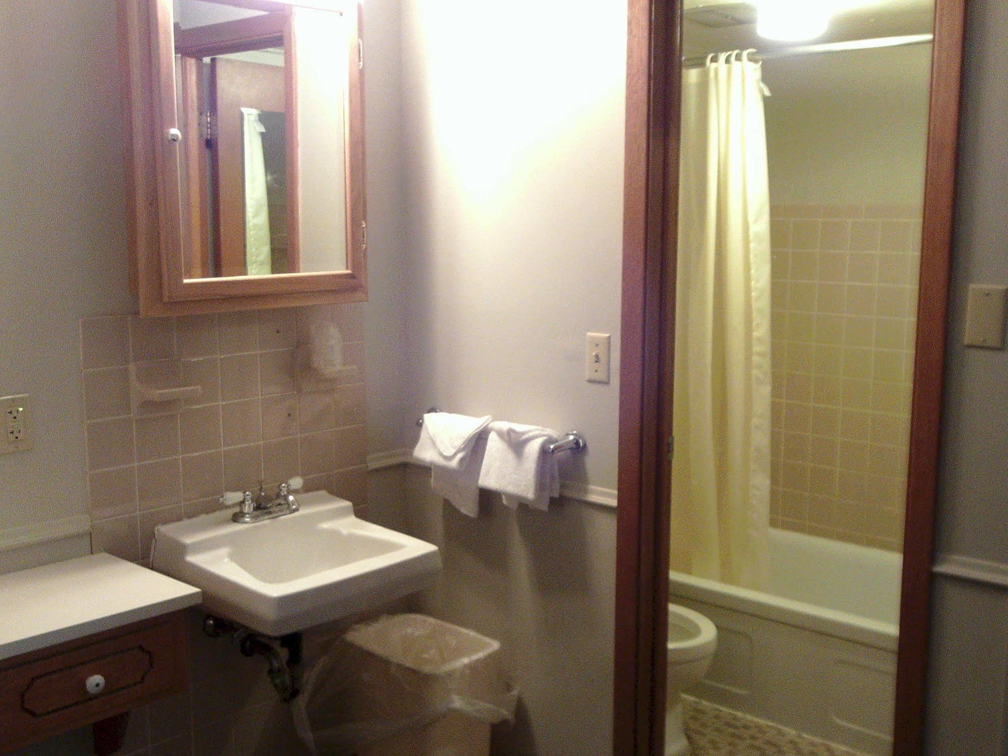 2Nd Street Inn & Suites Rochester Esterno foto